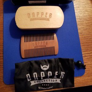 Dapper Beard Brush and Comb (w. bag)